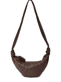 Borsa piccola Croissant in pelle martellata