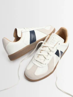 BW Army sneakers