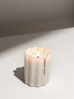 Candela Cedarwood & Saffron Wave