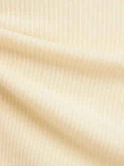 Cashmere knit pencil skirt