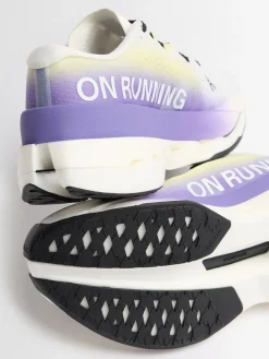 Cloudboom Max sneakers