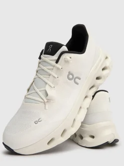 Cloudtilt sneakers