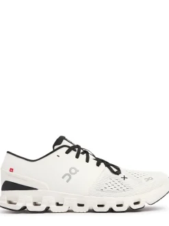 Cloud X 4 sneakers