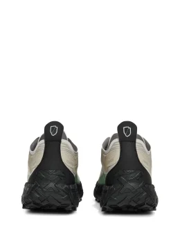001 Dyneema trail running sneakers