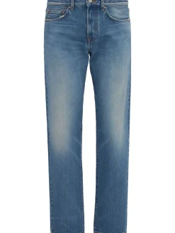 Jeans in denim