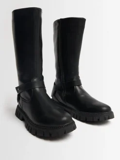 Leather & synthetic boots