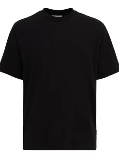 Lightweight t-shirt
