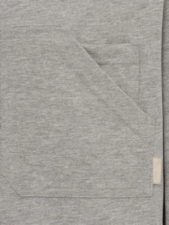 Long-sleeve t-shirt w/ pocket