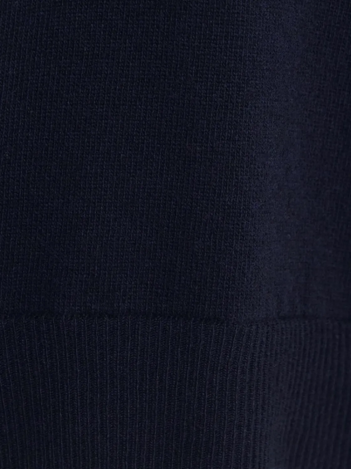 Maglia Evelyn in lana con scollo a V