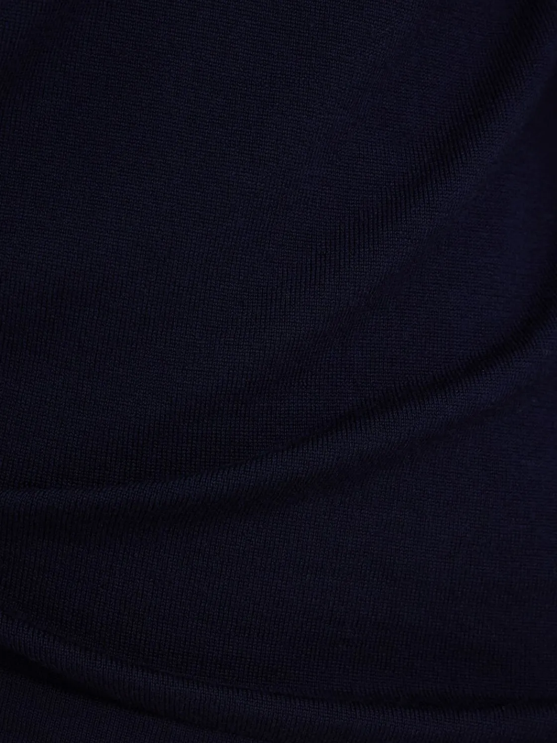 Maglia girocollo in lana leggera