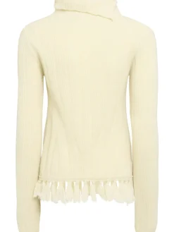 Maglia in misto lana con collo alto