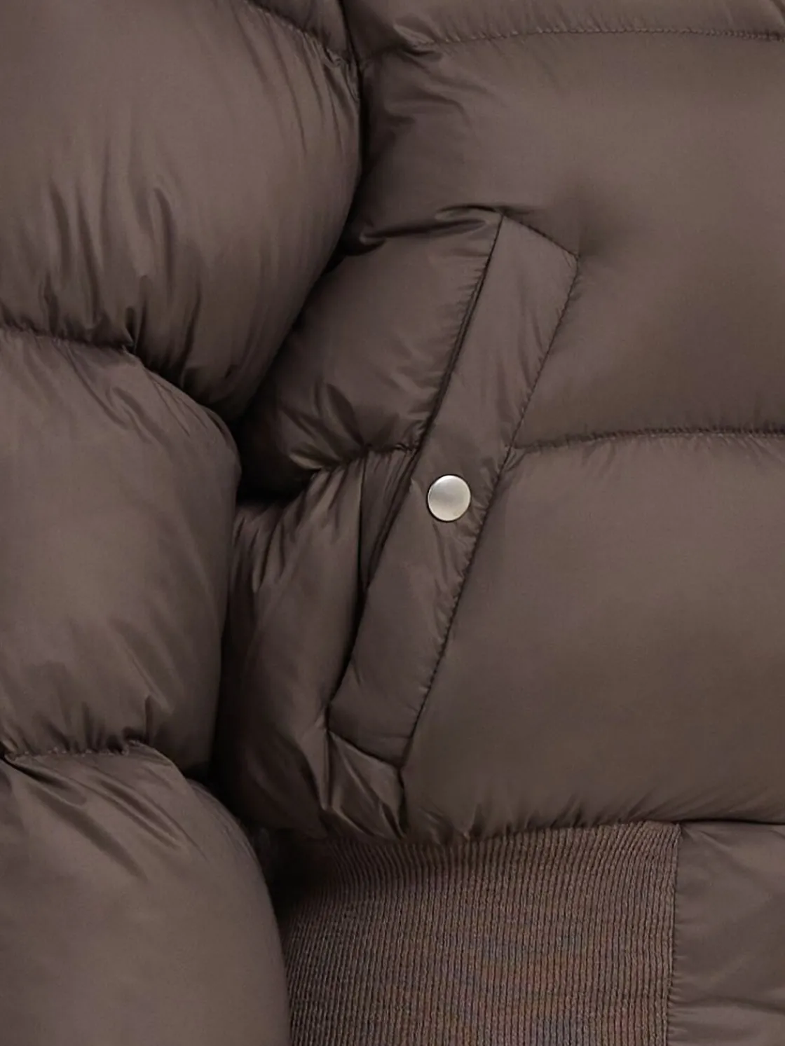 Piumino in nylon leggero con cappuccio