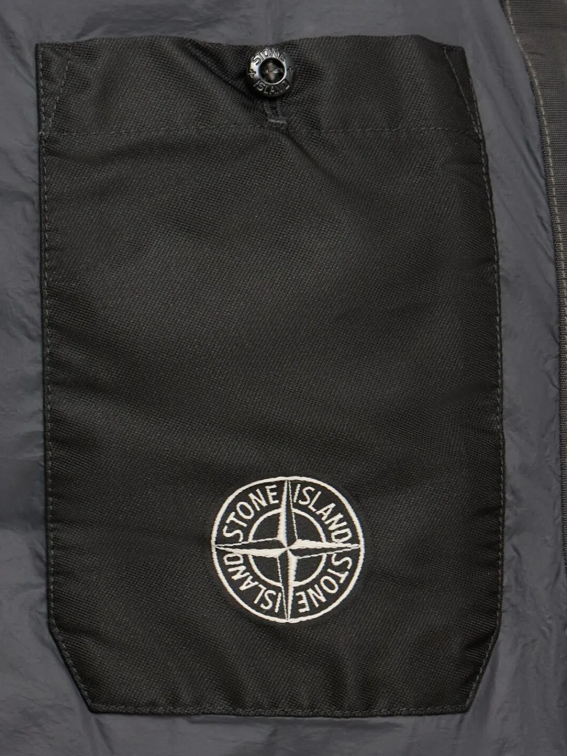 Piumino parka corto in nylon