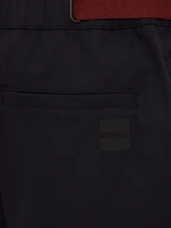 Reve tech Bermuda shorts
