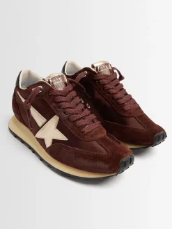Running marathon satin sneakers