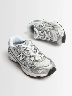 Sneakers 740