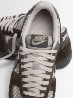 Sneakers Field General
