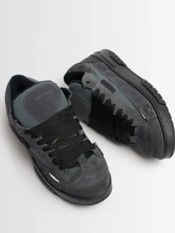 Sneakers Model 1 CUT