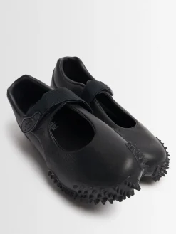Sneakers Mostro Fey