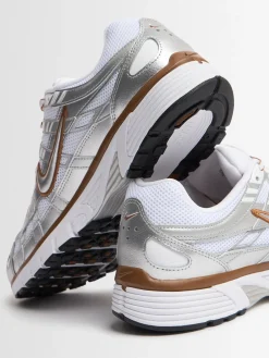 Sneakers P-6000