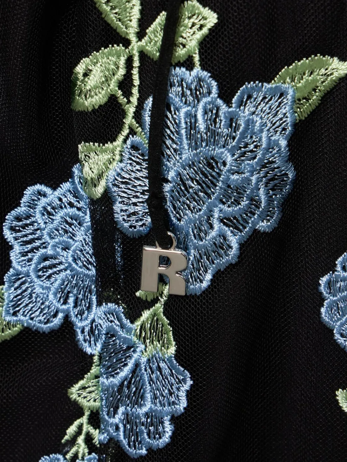 Vestito Gabriella in mesh con ricami