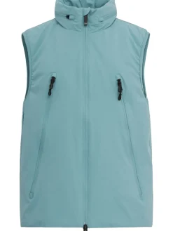 Vesty tech vest